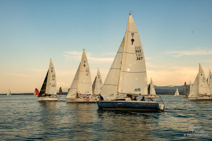 Équipage du Club Nautique de Crans sur le podium lors de la régate de Founex