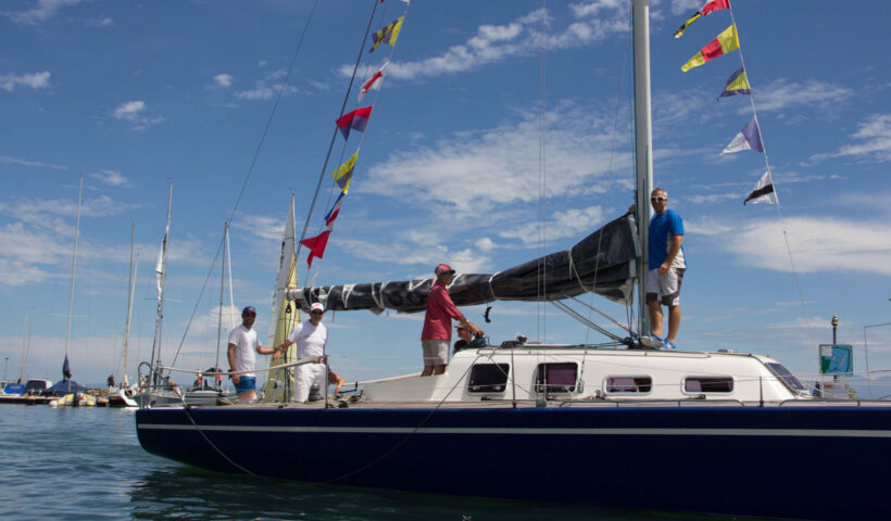 Les 50 ans du Club Nautique de Crans Club Nautique de Crans - Ecole de Voile