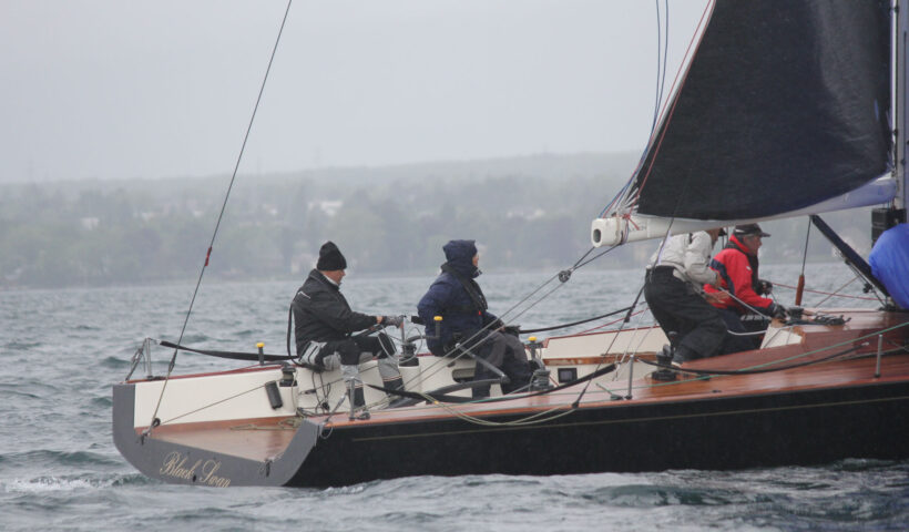 Régate d'Ouverture 2021 Club Nautique de Crans - Ecole de Voile