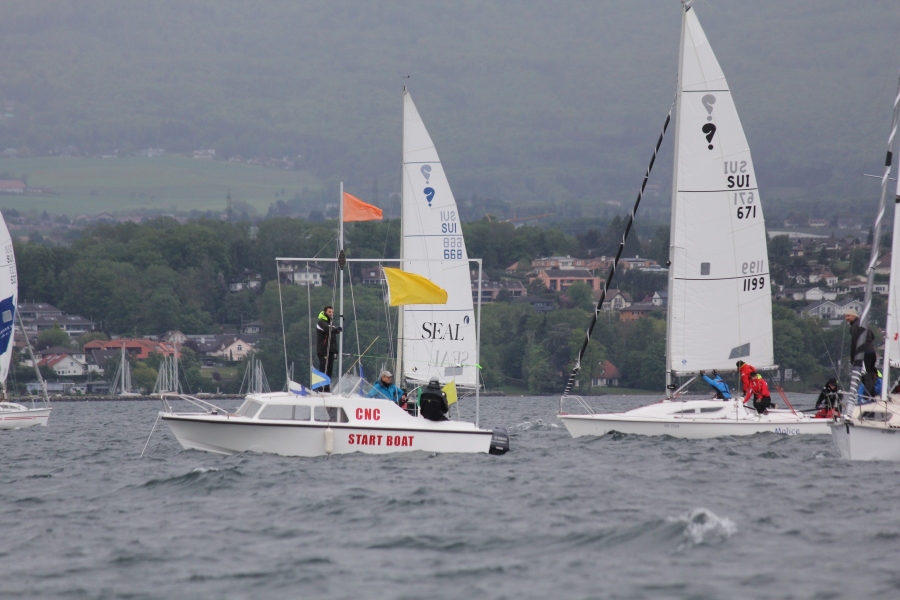 Régate d'ouverture du CDPL - humide, froid, mais venteux ! Club Nautique de Crans - Ecole de Voile